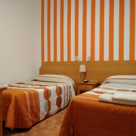 Pension Dominguez Madrid Exteriér fotografie