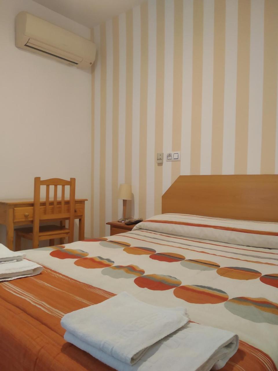 Pension Dominguez Madrid Exteriér fotografie